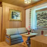 Apartment Cesa Soramurat 8 *