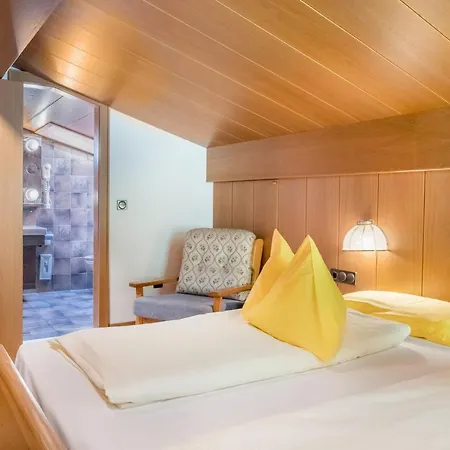 Apartment Cesa Soramurat 8 *